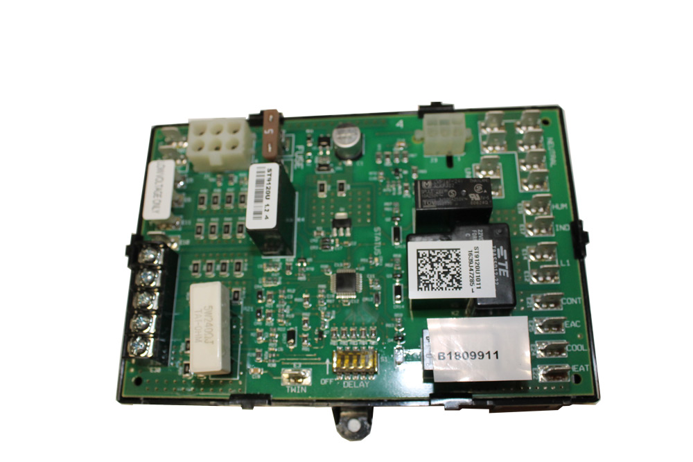GOODMAN-B1809911S-CONTROL-BOARD.jpg
