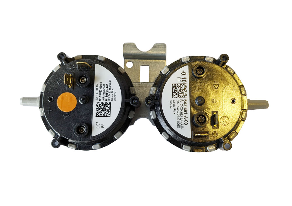 Goodman-0130F00441-Pressure-Switch.jpg