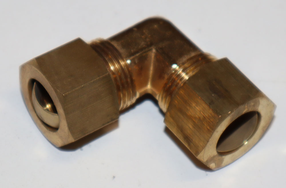 Holyoke-W65-8-1-2-inch-Compression-Union-90-Elbow.jpg