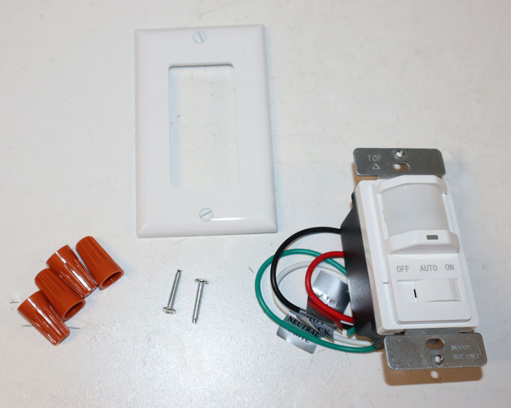 Intermatic-IOS-DSIF-WH-In-Wall-PIR-Occupancy-Sensor-with-Slide-Switch.jpg