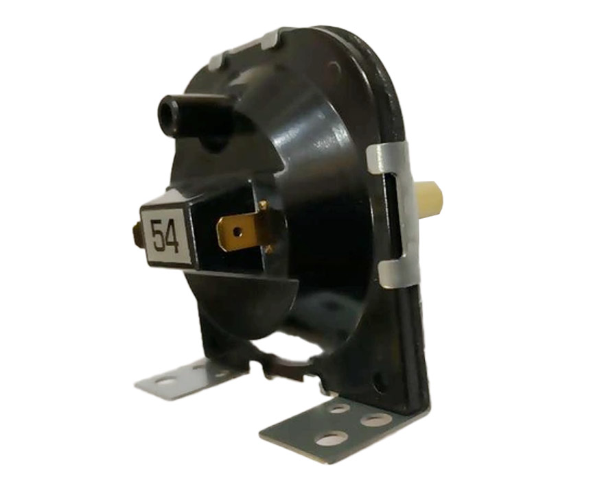 Noritz-1735705-B-Wind-Pressure-Switch.jpg