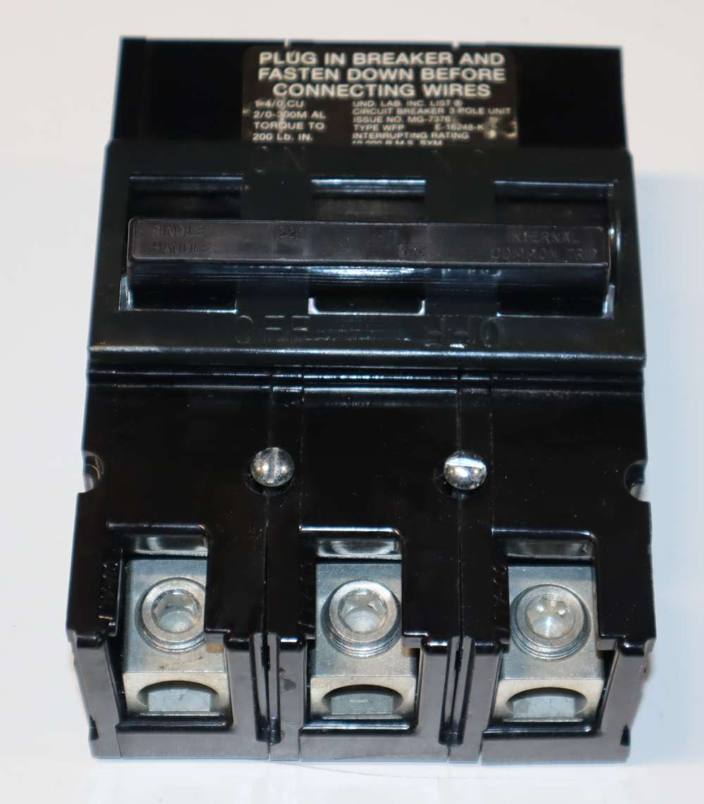 WFP3225-3-Pole-225-Amp-Circuit-Breaker.jpg