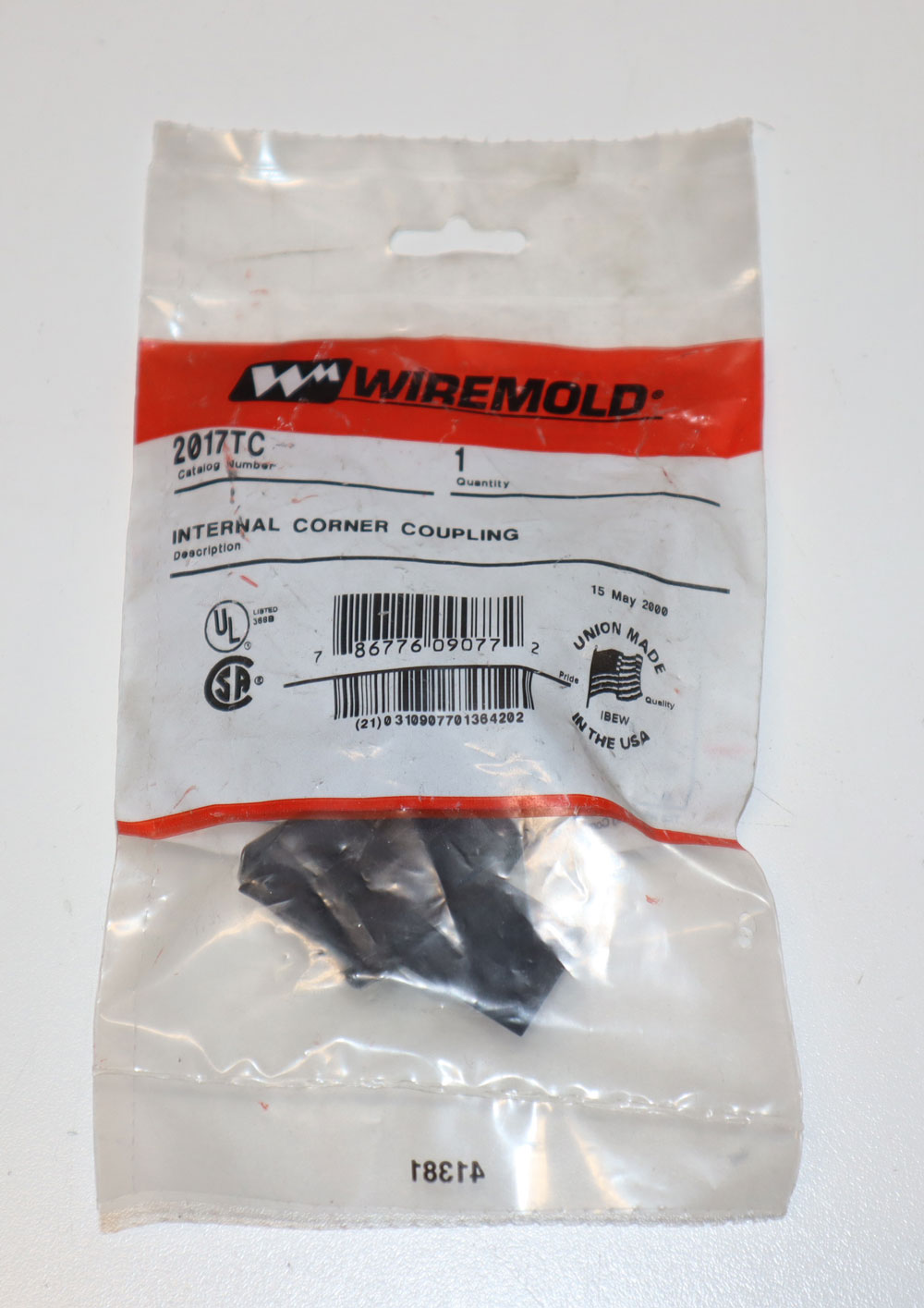 Wiremold-2017TC-Steel-Internal-Corner-Coupling-2000.jpg